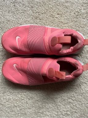Nike Slip-On Sneakers in Bright Pink